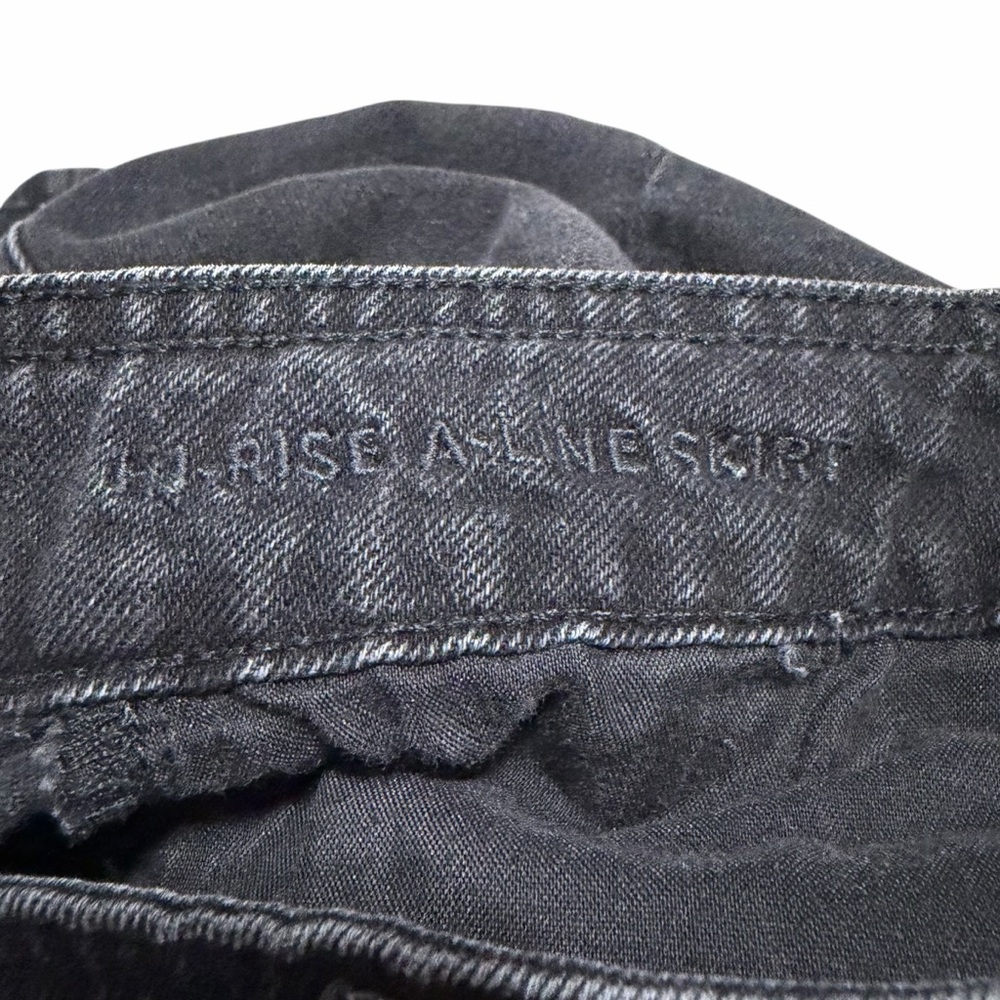 American Eagle Hi-Rise A-Line Black Denim Skirt‎ | Size 2/4 - Picture 3 of 4